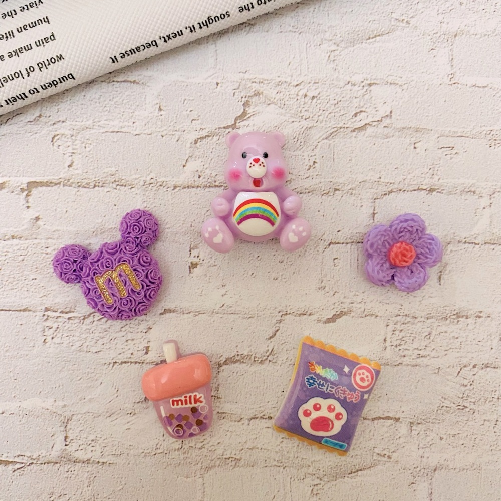 Croc charms